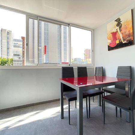 New Square Ocean Apartment Бенидорм Екстериор снимка