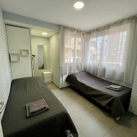 New Square Ocean Apartment Бенидорм Екстериор снимка