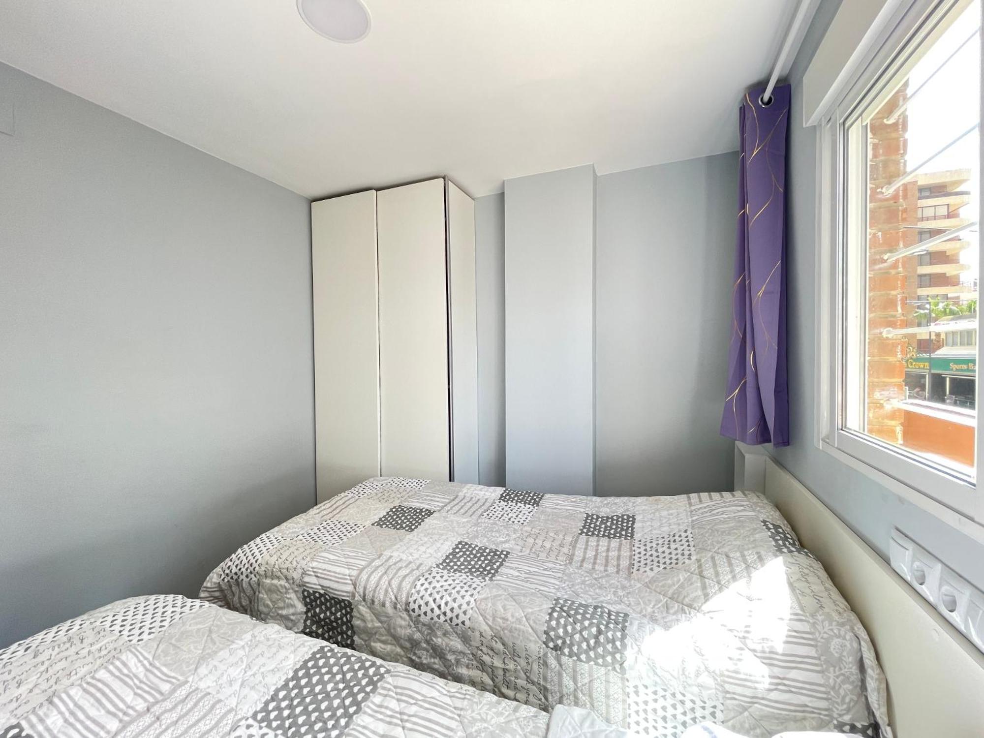 New Square Ocean Apartment Бенидорм Екстериор снимка